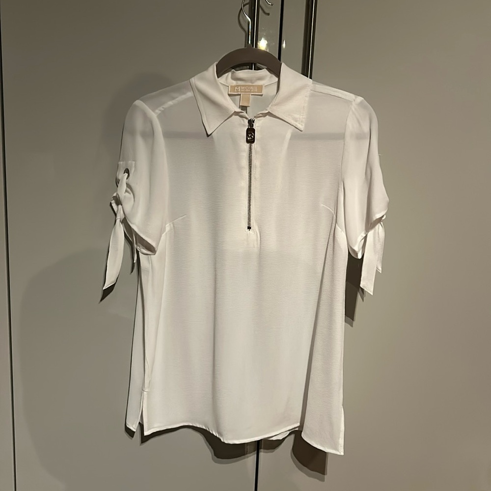 NWOT Michael Kors White blouse…never worn.